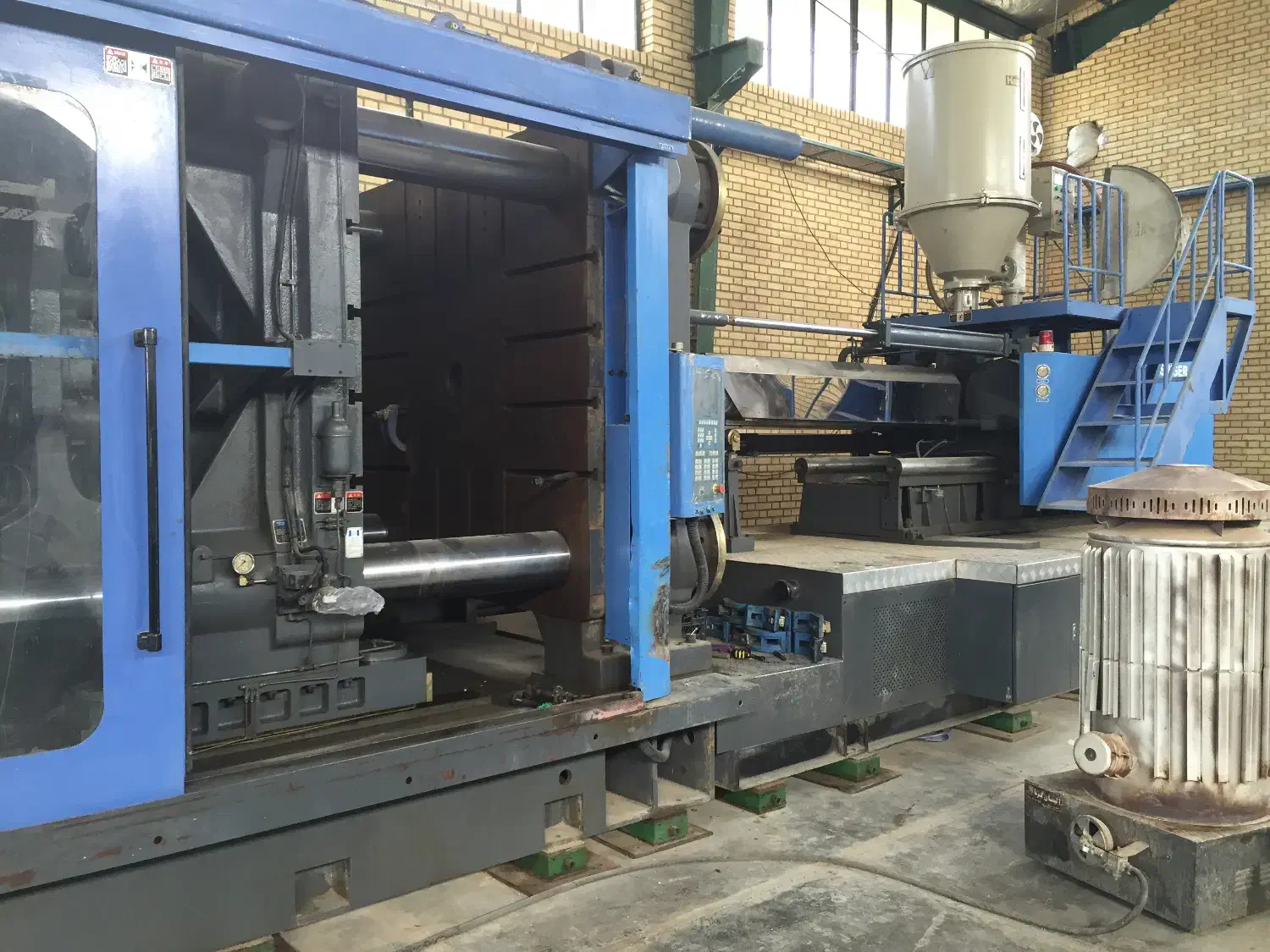 خدمات تزریق پلاستیک ۱گرم تا ۷ کیلوگرم|خدمات پیشه و مهارت|گرمدره, |دیوار