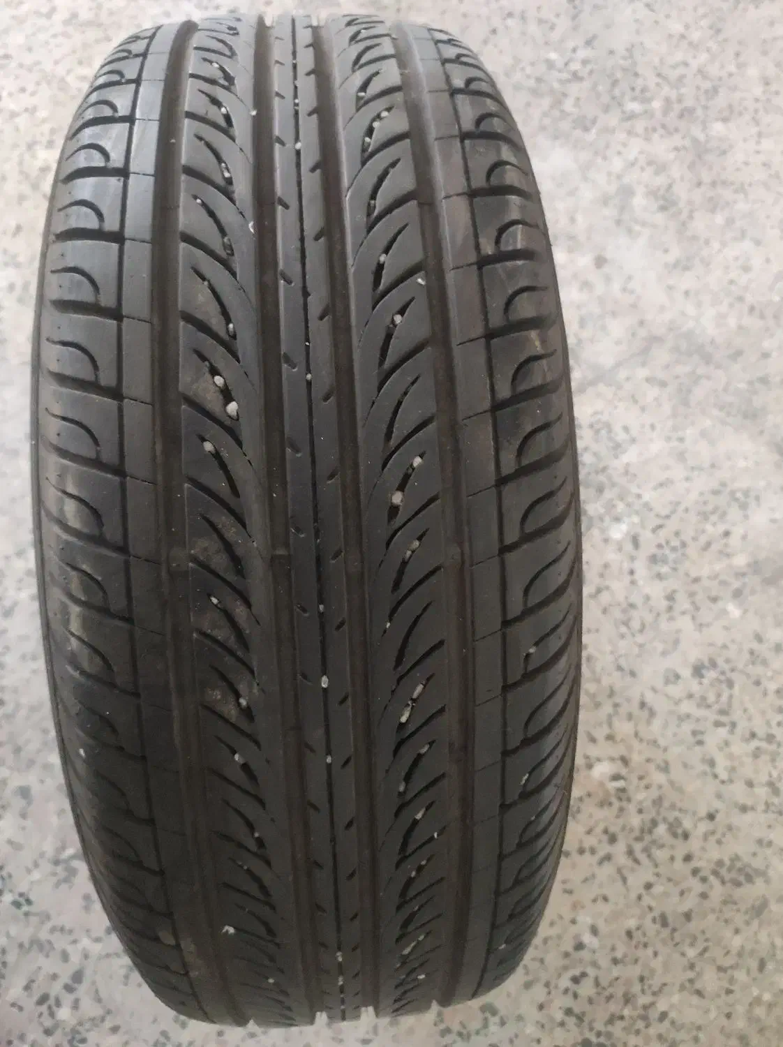 یک حلقه لاستیک یزد 14|قطعات یدکی و لوازم جانبی|تبریز, |دیوار