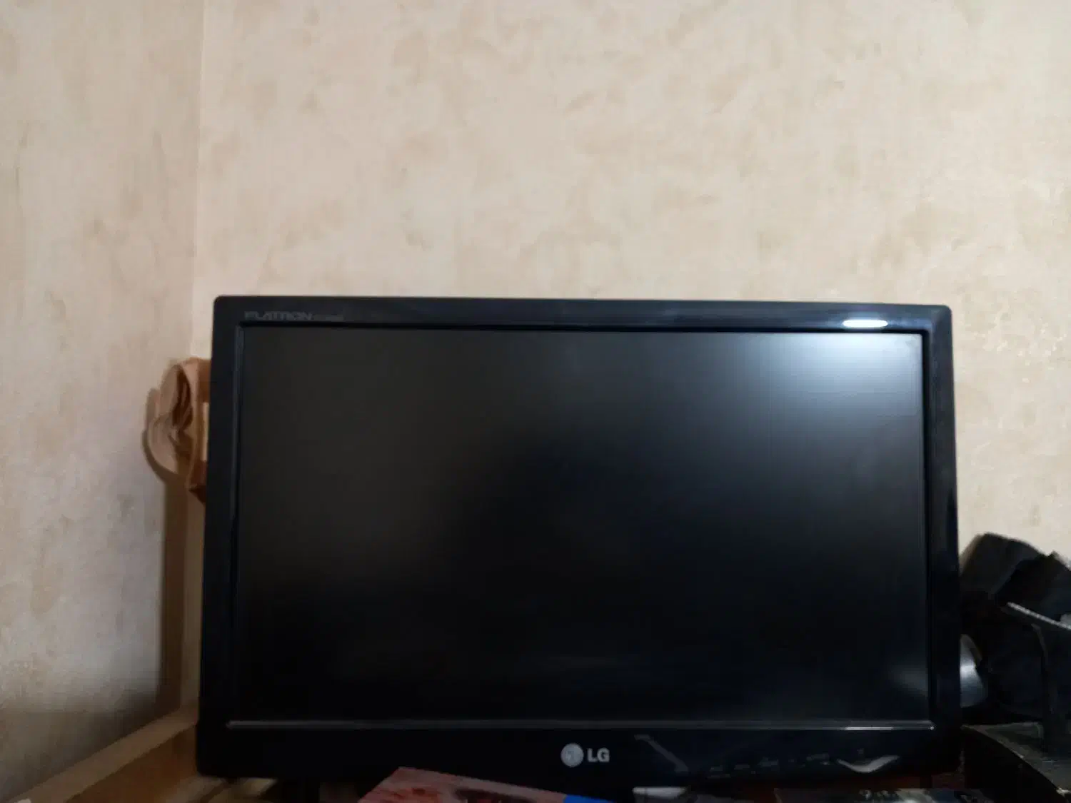 مانیتور الجی|رایانه رومیزی|اسفراین, |دیوار