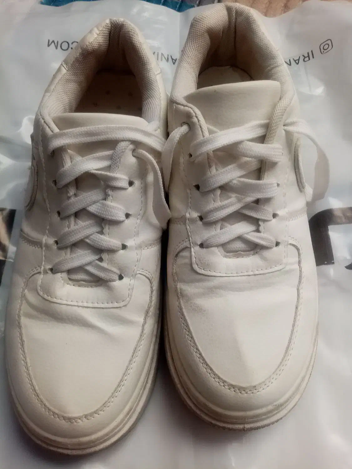 کفش اسپرت|کیف، کفش، کمربند|نیشابور, پارک منابع طبیعی|دیوار