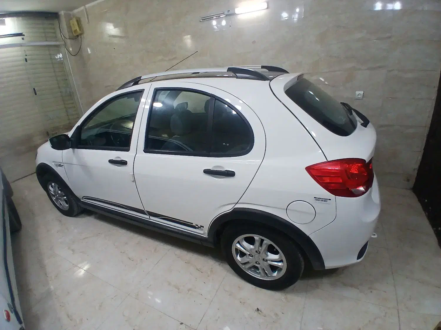 کوئیک gxr  سفید مشکی|خودرو سواری و وانت|اصفهان, بهارستان|دیوار