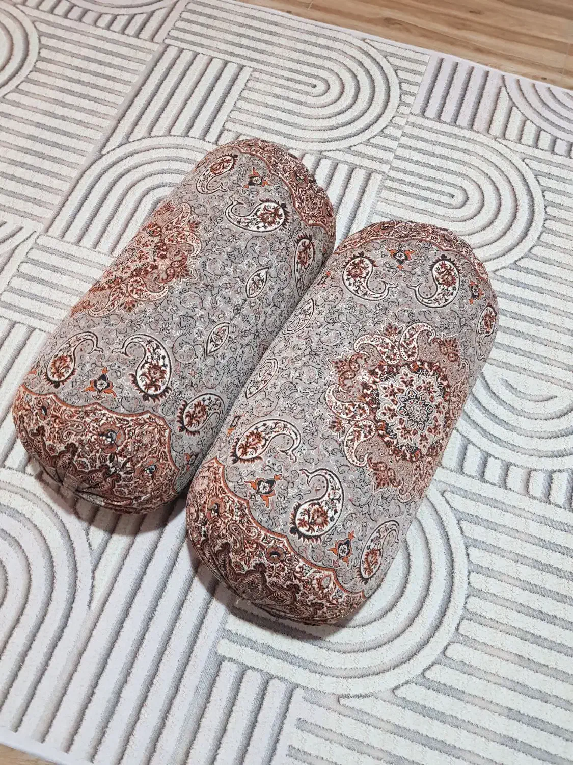 پشتی تخت سنتی|پشتی|ری, منصوریه منگل|دیوار