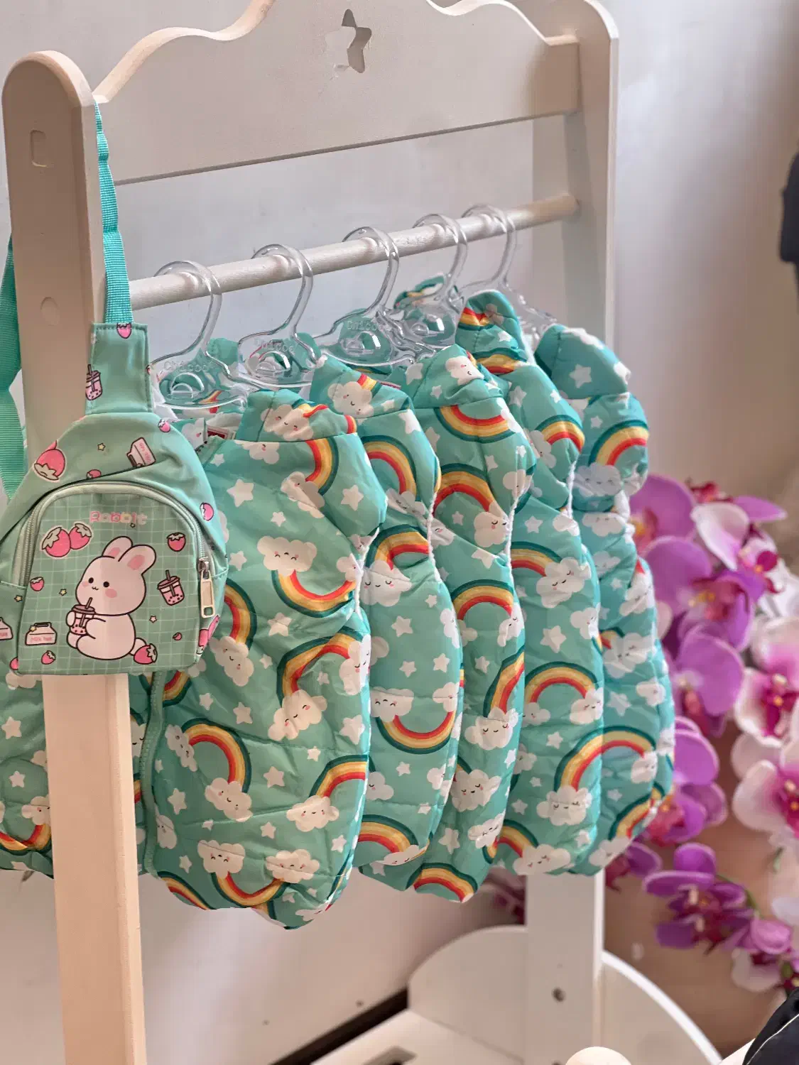 پافر ضدآب وارداتی|کفش و لباس بچه|فردوسیه, |دیوار