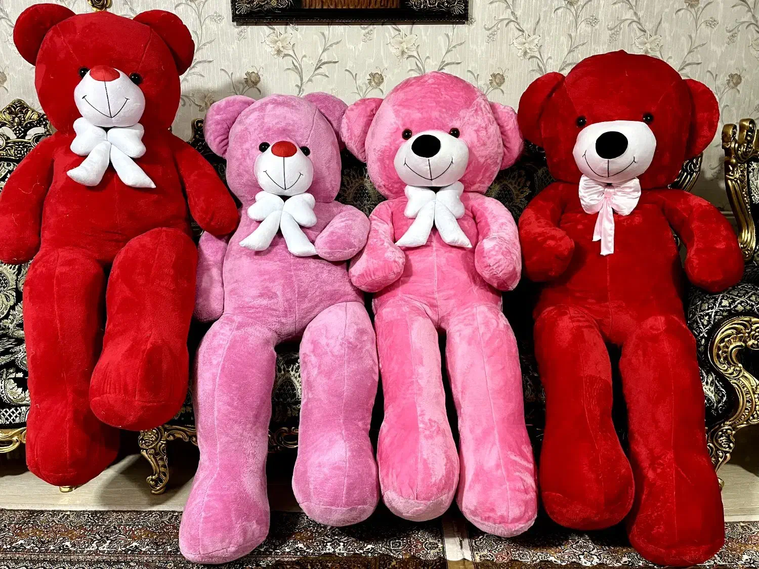 عروسک دو متری|اسباب‌بازی بچه|تبریز, |دیوار