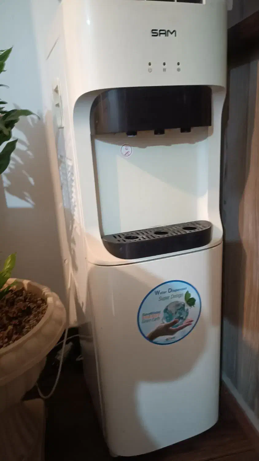 آبسردکن 3شیر|آب‌سردکن و تصفیه آب|پرند, فاز ۲|دیوار