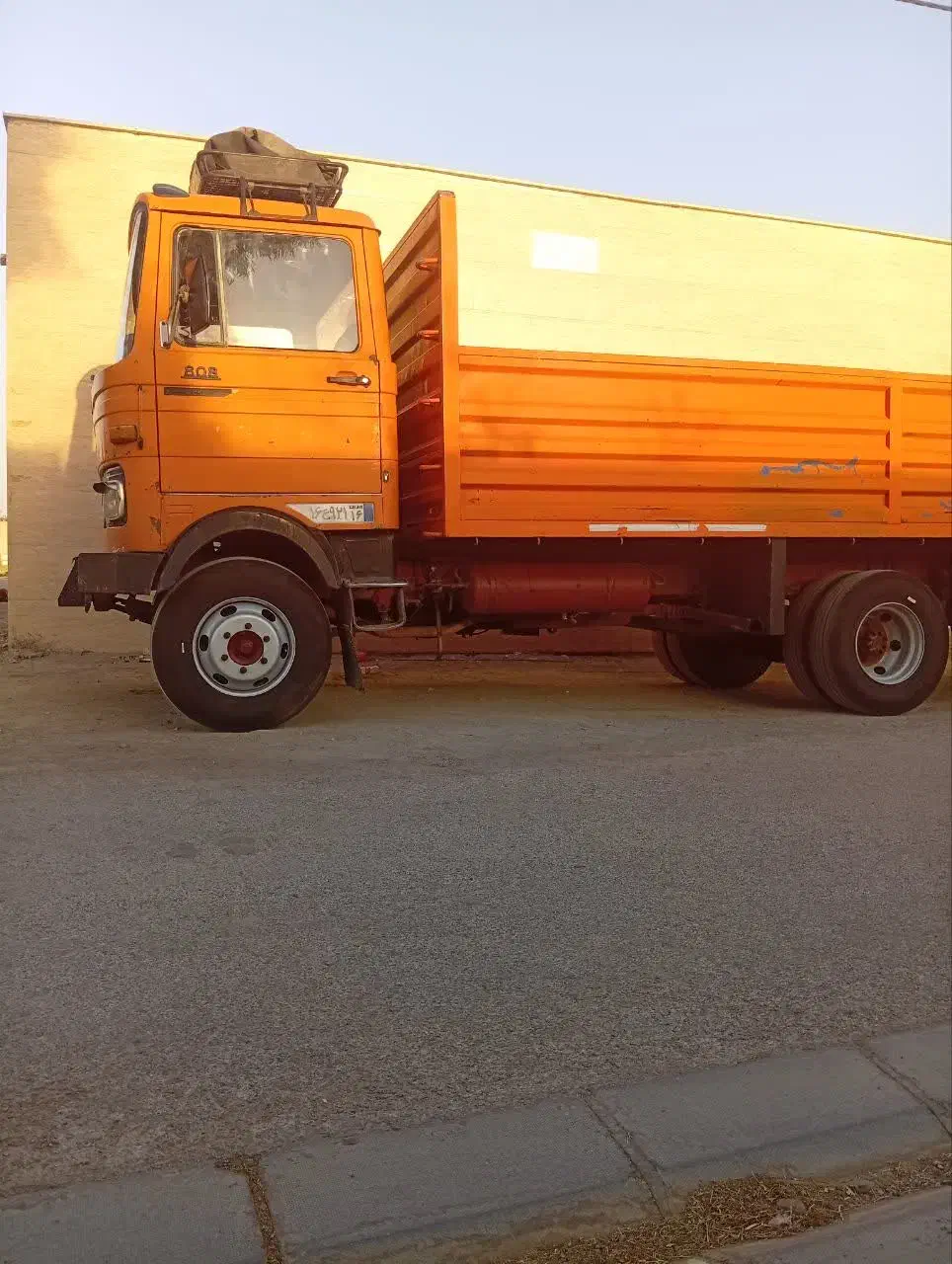 خاور ۸۰۸|خودرو سنگین|قم, ولیعصر|دیوار