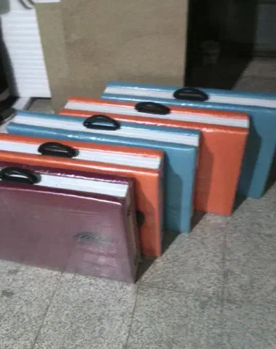 پخش عمده و تک فروشی تخت ماساژ پرتابل چمدانی|آرایشی، بهداشتی، درمانی|مشهد, شهرک مهر آباد|دیوار