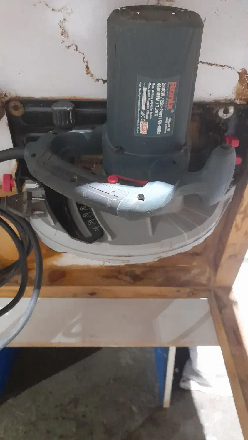 دستگاه برش رونیکس متصل به میز کار|ماشینآلات صنعتی|رودسر, |دیوار