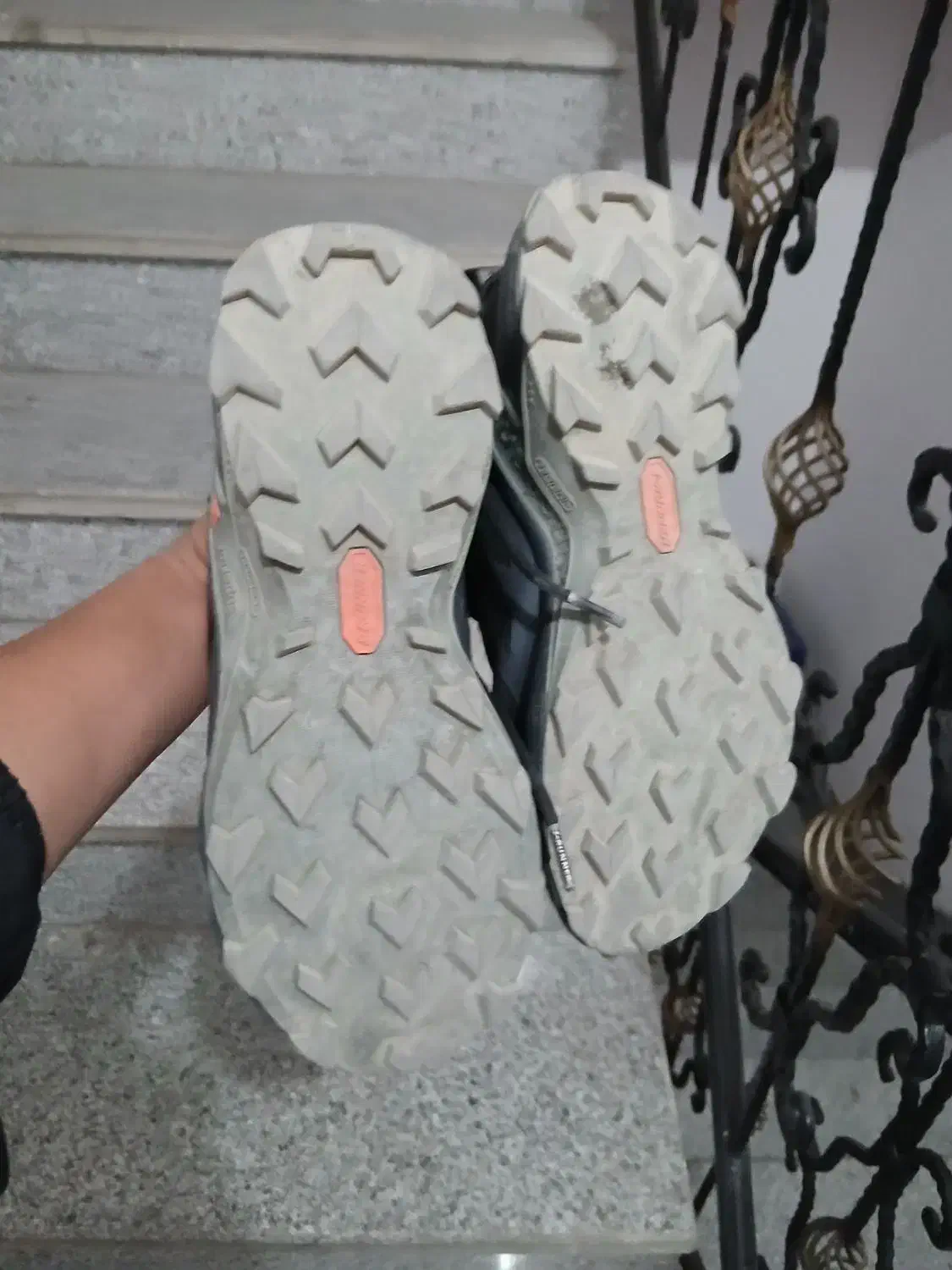 با سلام کفش اسپرت ایرانر|کیف، کفش، کمربند|مشهد, پردیس|دیوار