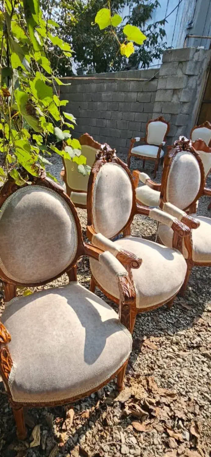 مبل چون شغلمو عوض کردم مفت گذاشتم ۲۴۵۰۰|مبلمان خانگی و میز عسلی|چالوس, |دیوار