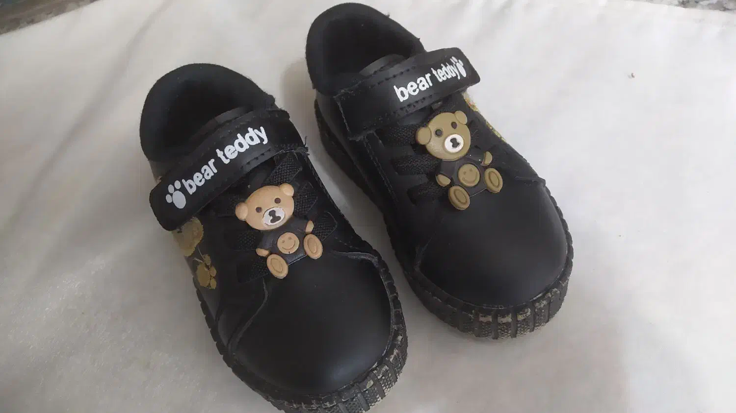 گفش بچگانه|کفش و لباس بچه|قائن, |دیوار