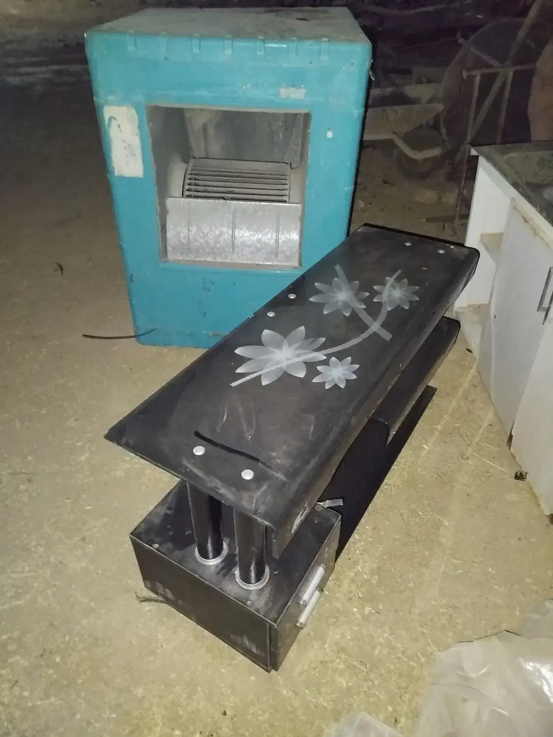 کولر ابی وکارگاه قالی|کولر گازی و فنکوئل|لاران, |دیوار