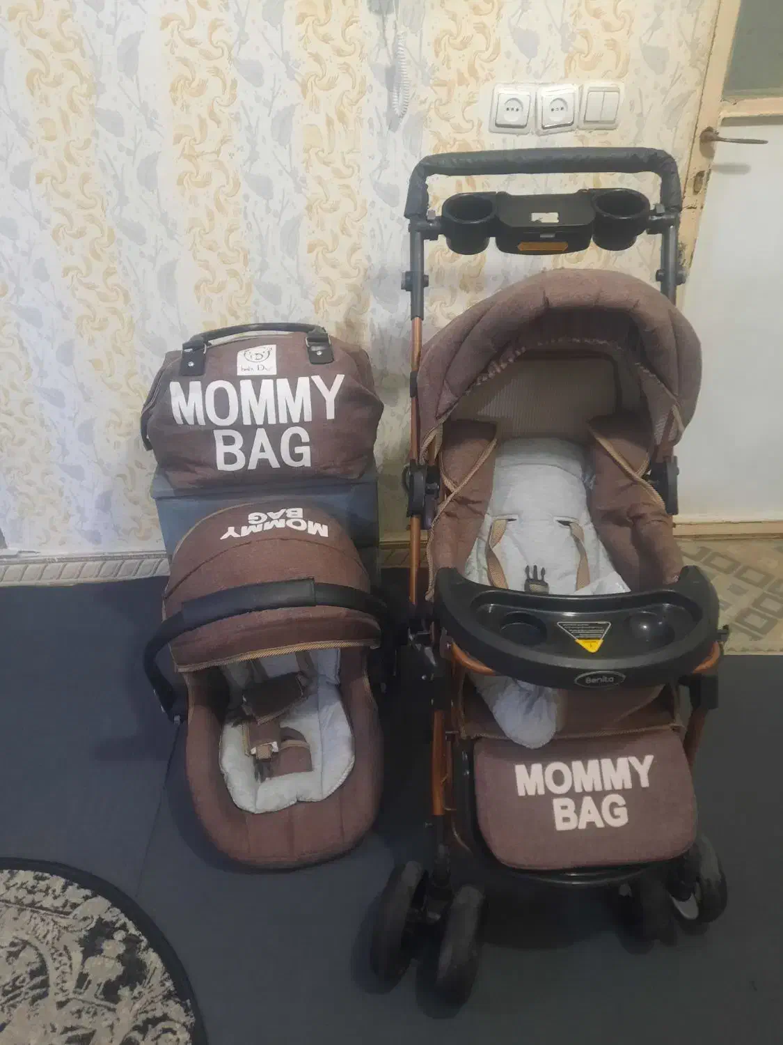 کالسکه وکریروساک|کالسکه و لوازم جانبی|هشتگرد, شهرک وحدت|دیوار