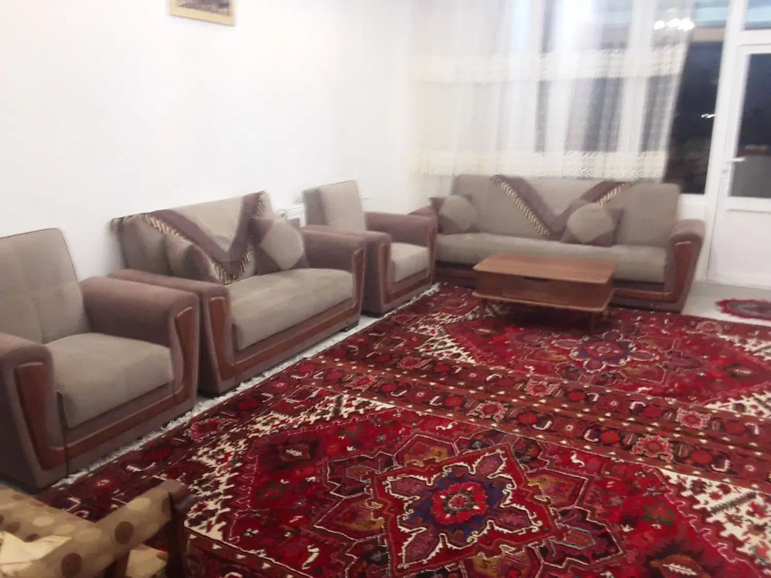 مبل راحتی تخت شو|مبلمان خانگی و میز عسلی|تبریز, |دیوار