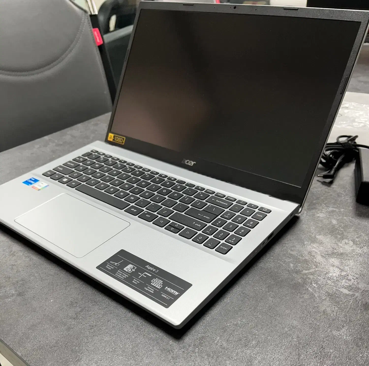 لپتاپ مناسب کارای روزمره اداری،اقتصادی laptop acer|رایانه همراه|تهران, میدان ولیعصر|دیوار