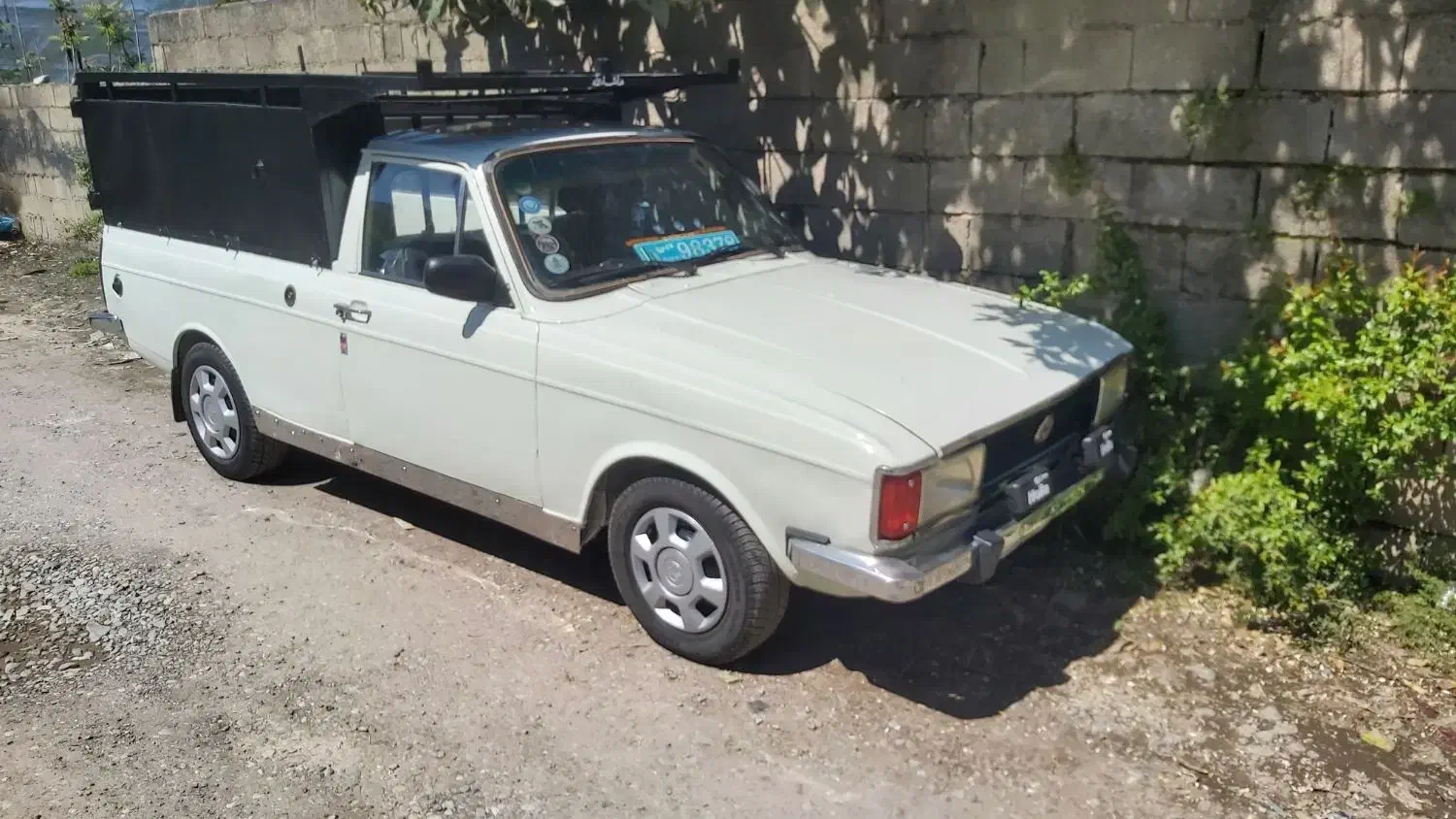 فروش پیکان وانت کاربراتوری دوگانه مدل ۱۳۷۸ سالم|خودرو سواری و وانت|صومعه‌سرا, |دیوار