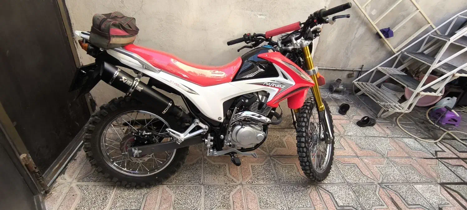 پرواز ۲۰۰  مدل ۱۴۰۴  معاوضه با crx|موتورسیکلت|کرمانشاه, |دیوار