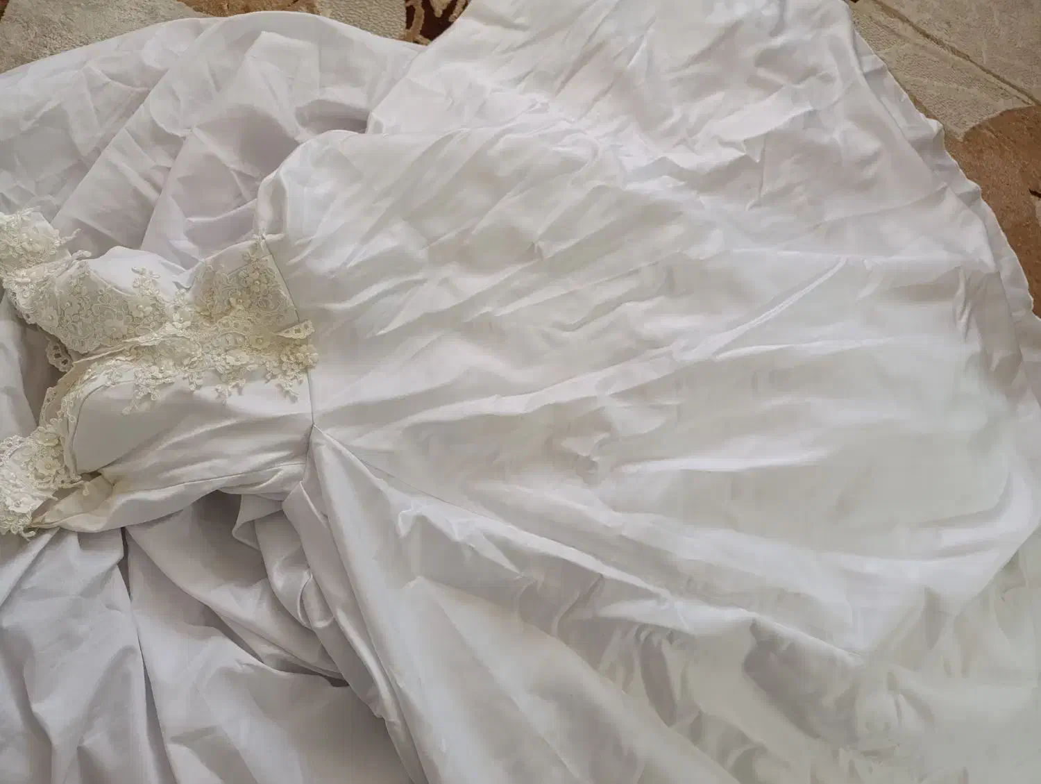 لباس عروس|لباس|بابلسر, |دیوار