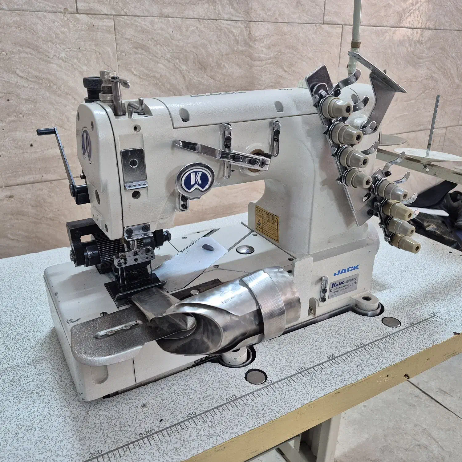 چرخ کمرکش ۴ سوزن ضخیم دوز جک درحدنو|چرخ خیاطی و ریسندگی|تهران, سجاد|دیوار