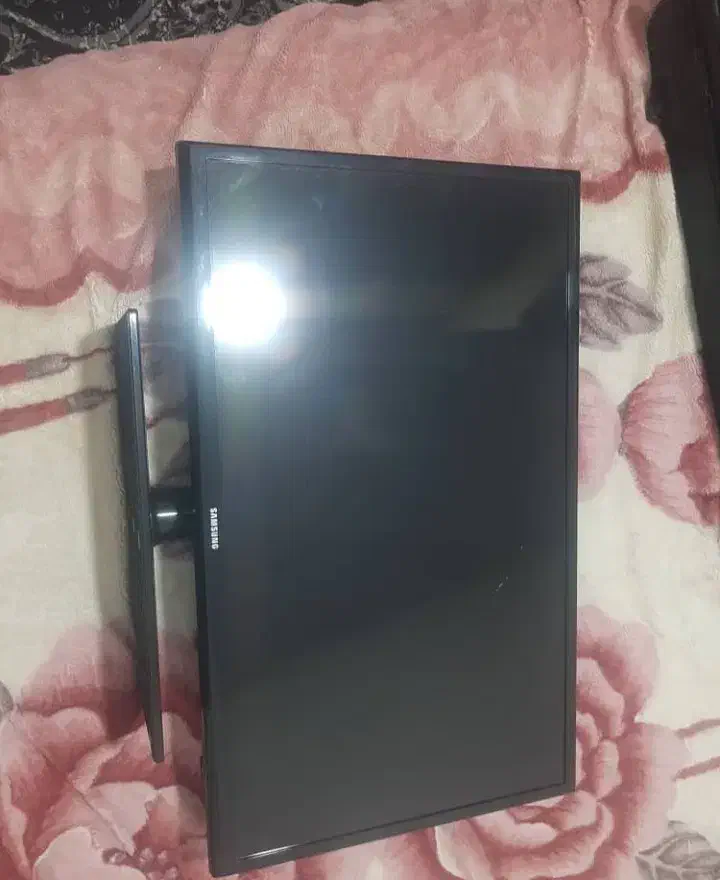 تلویزیون ال سی دی|تلویزیون و پروژکتور|تهران, سبلان (لشگر)|دیوار