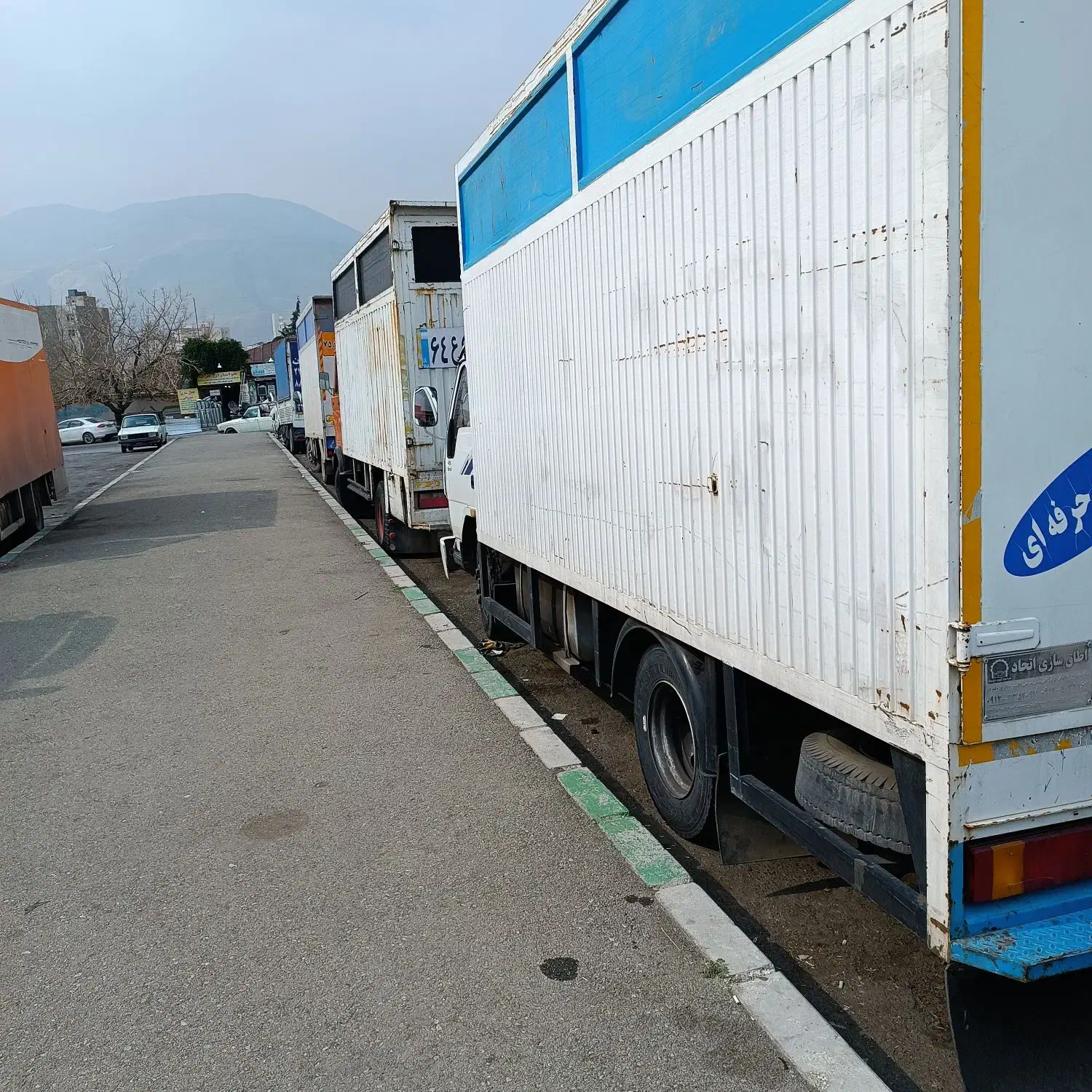 اتوبار باربری حمل اثاث داخل شهرو شهرستان بسته بندی|خدمات حمل و نقل|سنندج, |دیوار