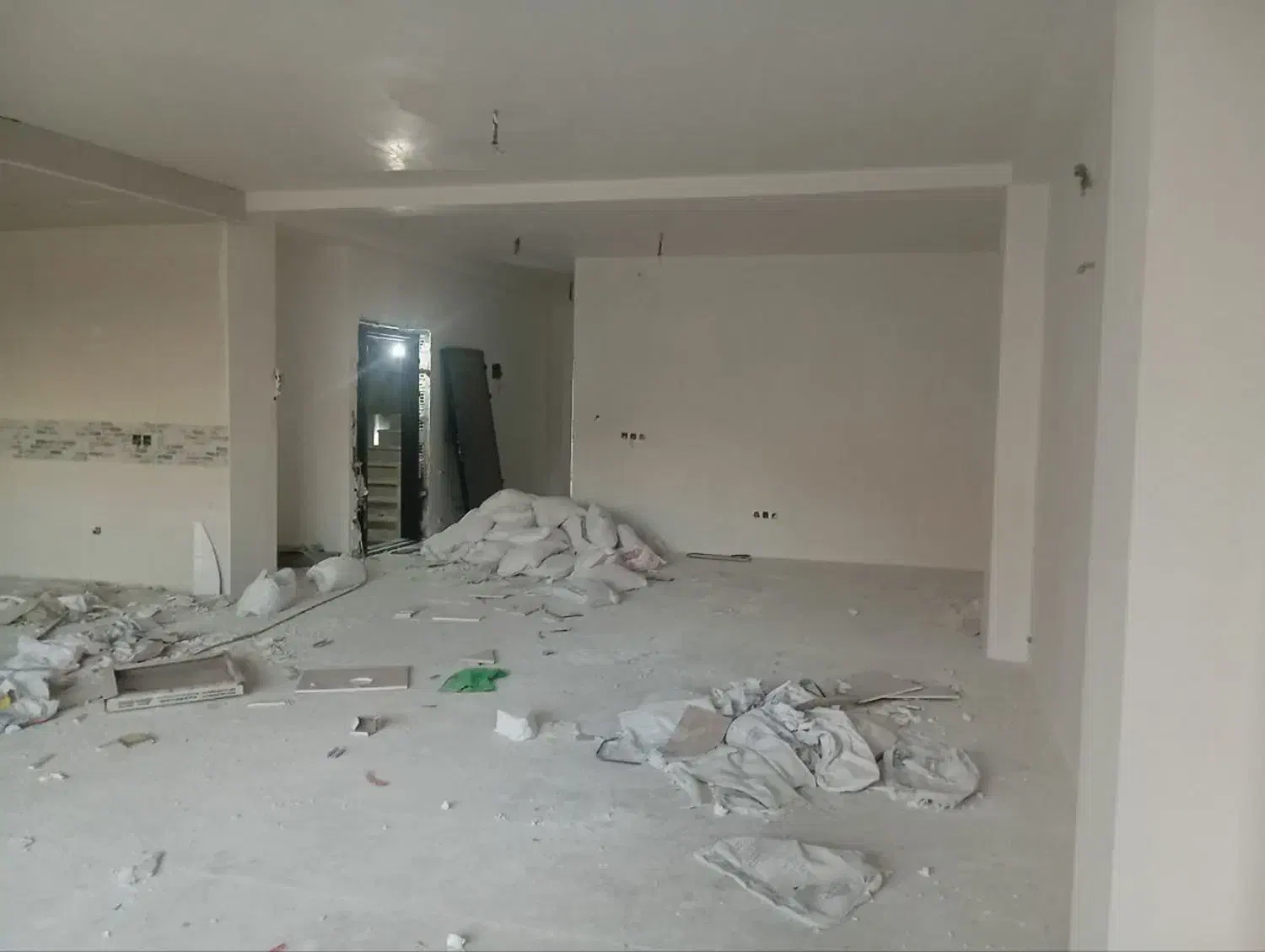 فروش آپارتمان تک واحدی در اتمام|فروش آپارتمان|خرم‌آباد, |دیوار