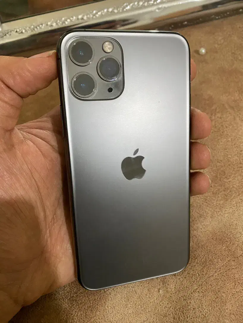 11 promax|موبایل|شاهرود, |دیوار