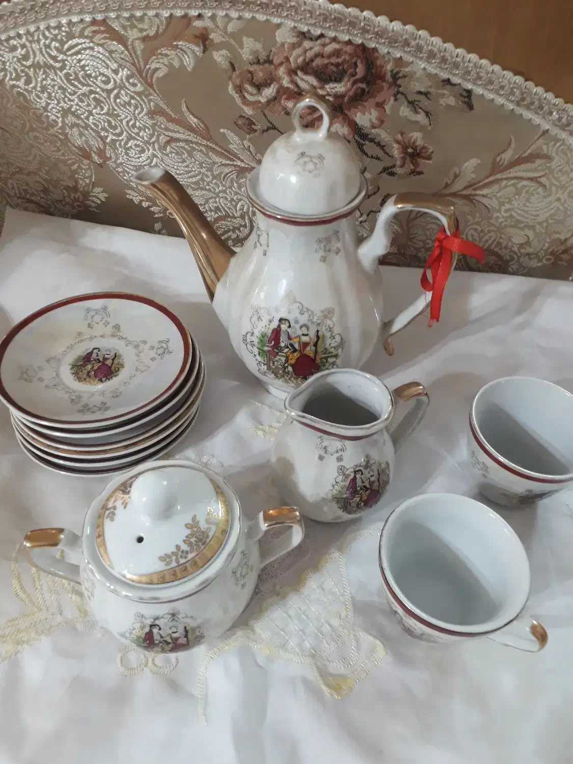 ظروف پذیرایی|ظروف سرو و پذیرایی|نیشابور, ابراهیمی|دیوار