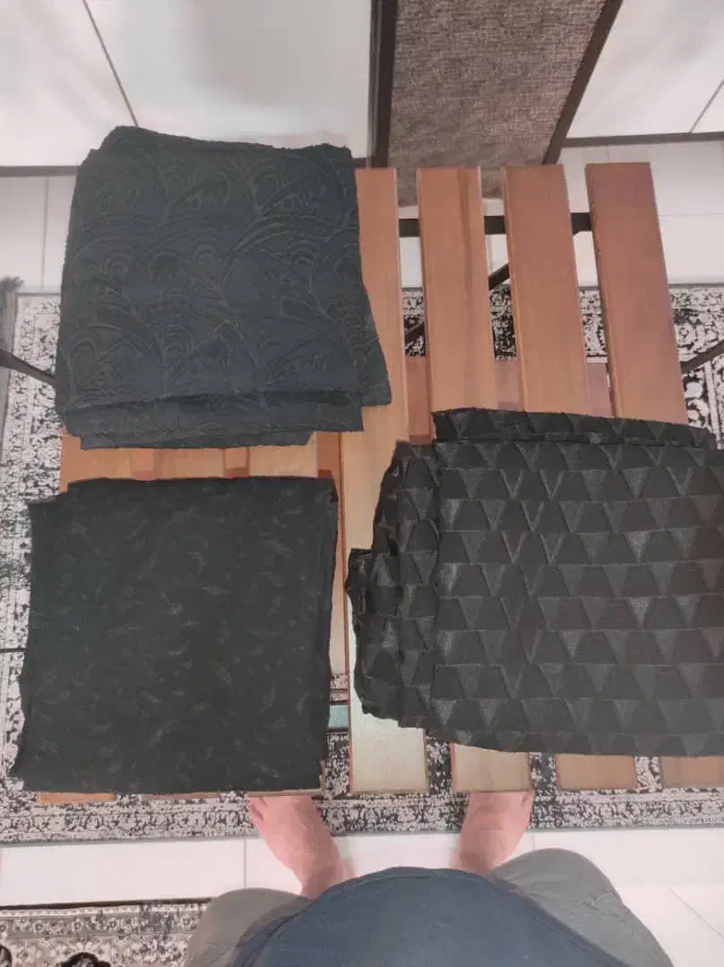 چادر مشکی|لباس|گلبهار, شهر جدید گلبهار|دیوار