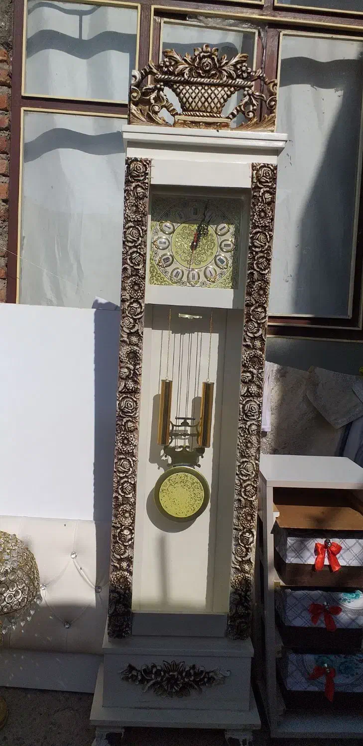 ساعت ایستاده کنده کاری|مبلمان خانگی و میز عسلی|بناب, |دیوار