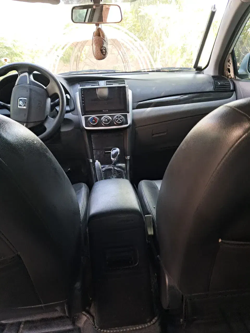 خودرو آرویو مدل ۹۴ سفید اتومات|خودرو سواری و وانت|اصفهان, لاله|دیوار