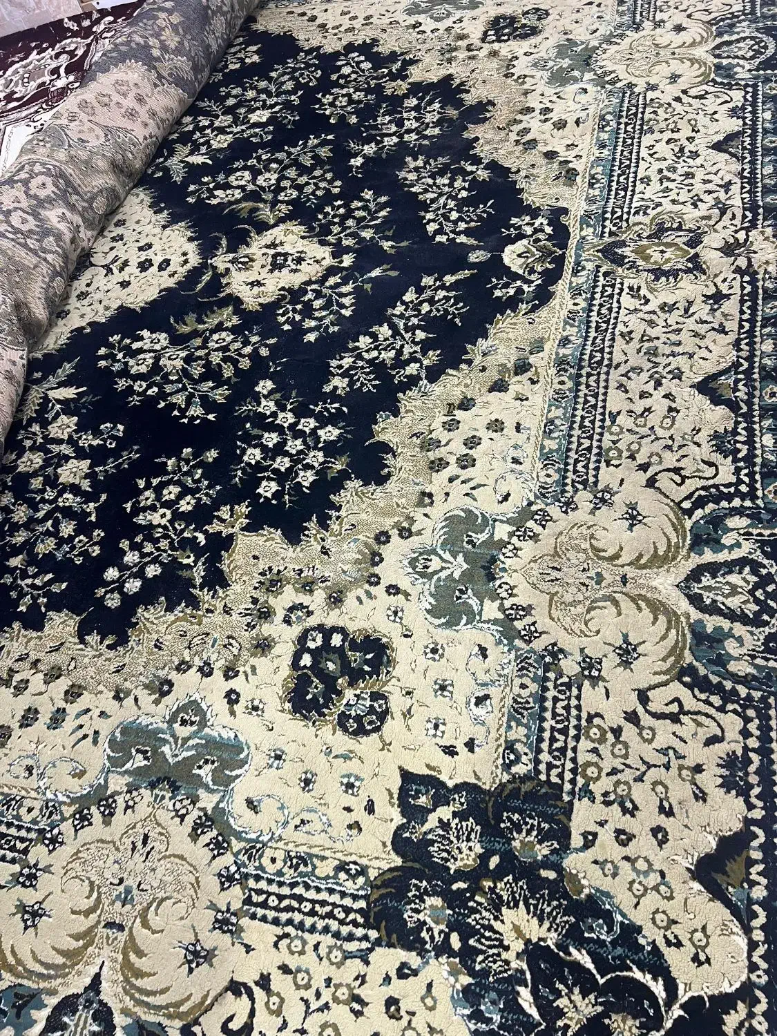 فرش دست بافت ۱۲ متری|فرش|درگهان, |دیوار