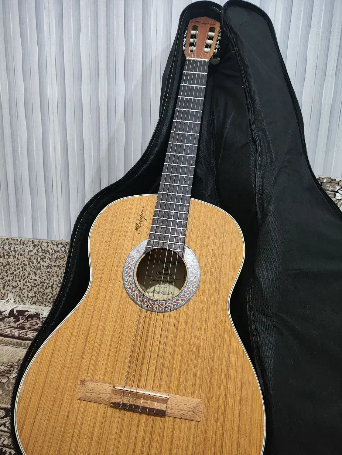 mat4گیتار|گیتار، بیس، امپلیفایر|مشهد, شهید قربانی|دیوار