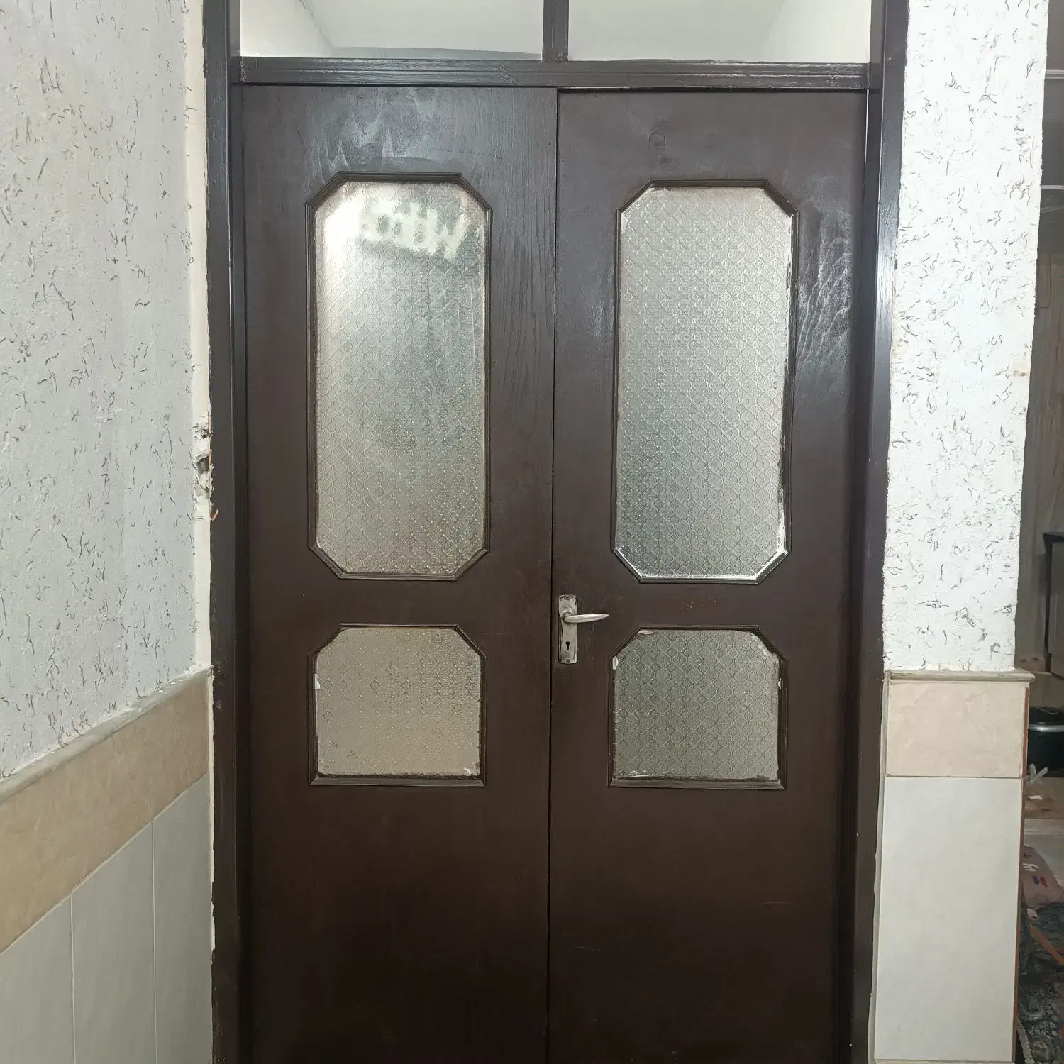 درب چوبی|مصالح و تجهیزات ساختمان|قم, فرهنگیان و شهربانی|دیوار