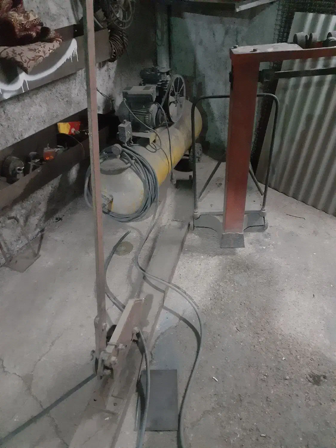 اره اتیشی|ابزارآلات|اصفهان, قهاب جنوبی|دیوار