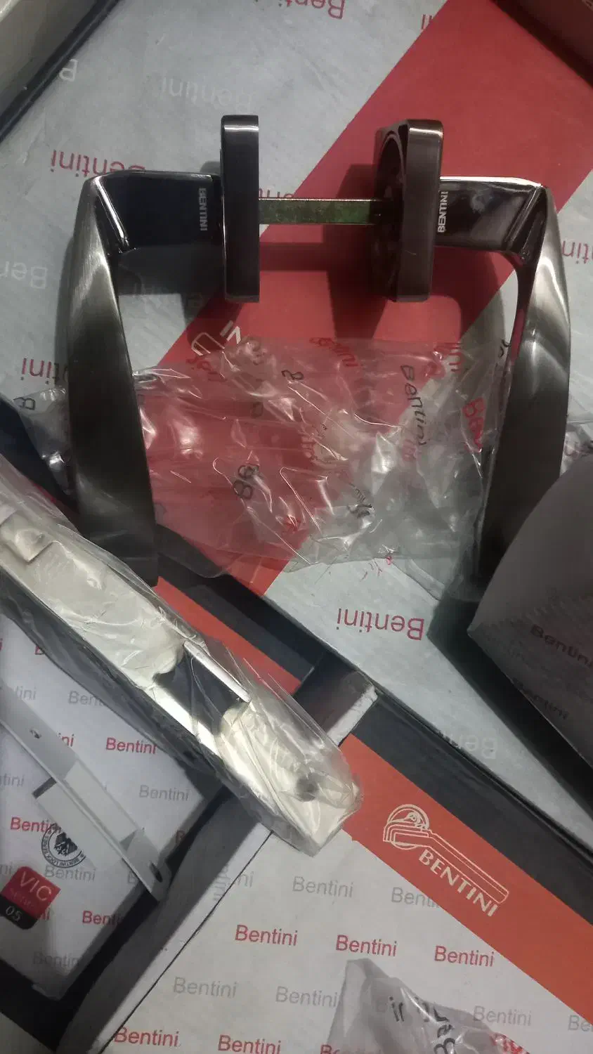 پک کامل قفل ودستگیره جهت واحد دوخوابه|مصالح و تجهیزات ساختمان|سمنان, |دیوار