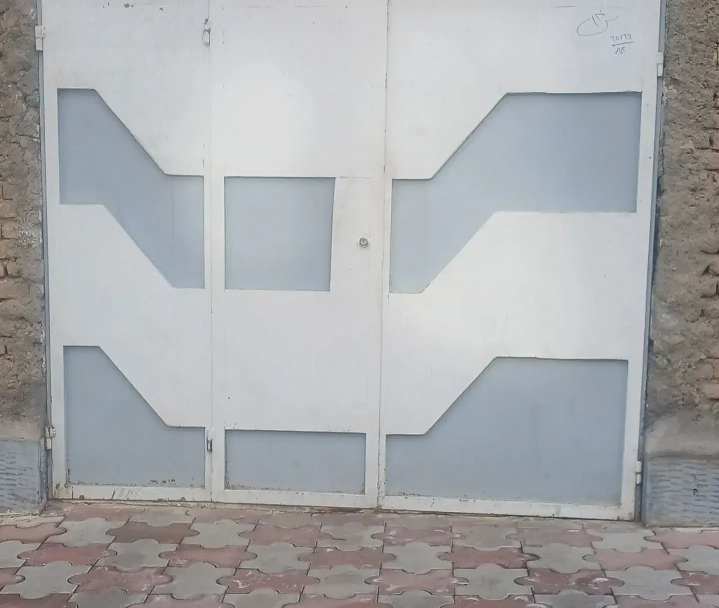 درب پارکینگی|مصالح و تجهیزات ساختمان|همدان, |دیوار