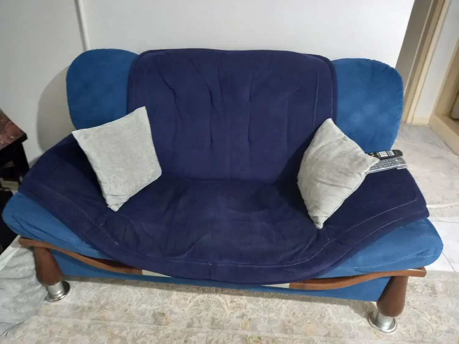 مبل راحتی|مبلمان خانگی و میز عسلی|کرج, شاهین‌ویلا|دیوار