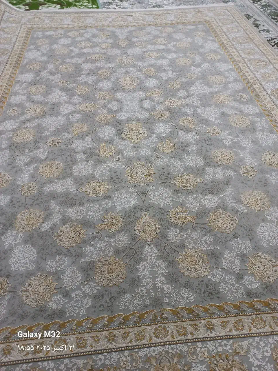 فرش|فرش|ثلاث باباجانی, |دیوار