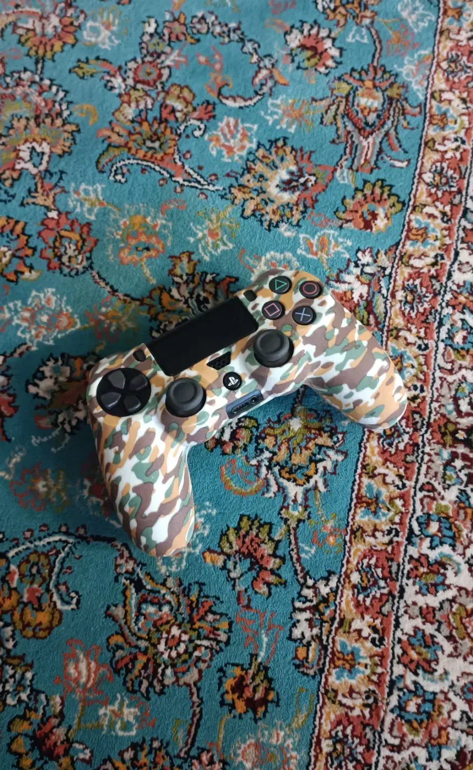 دسته PS4  اسلیم اورجینال در حد|کنسول، بازی ویدئویی و آنلاین|قم, پردیسان|دیوار