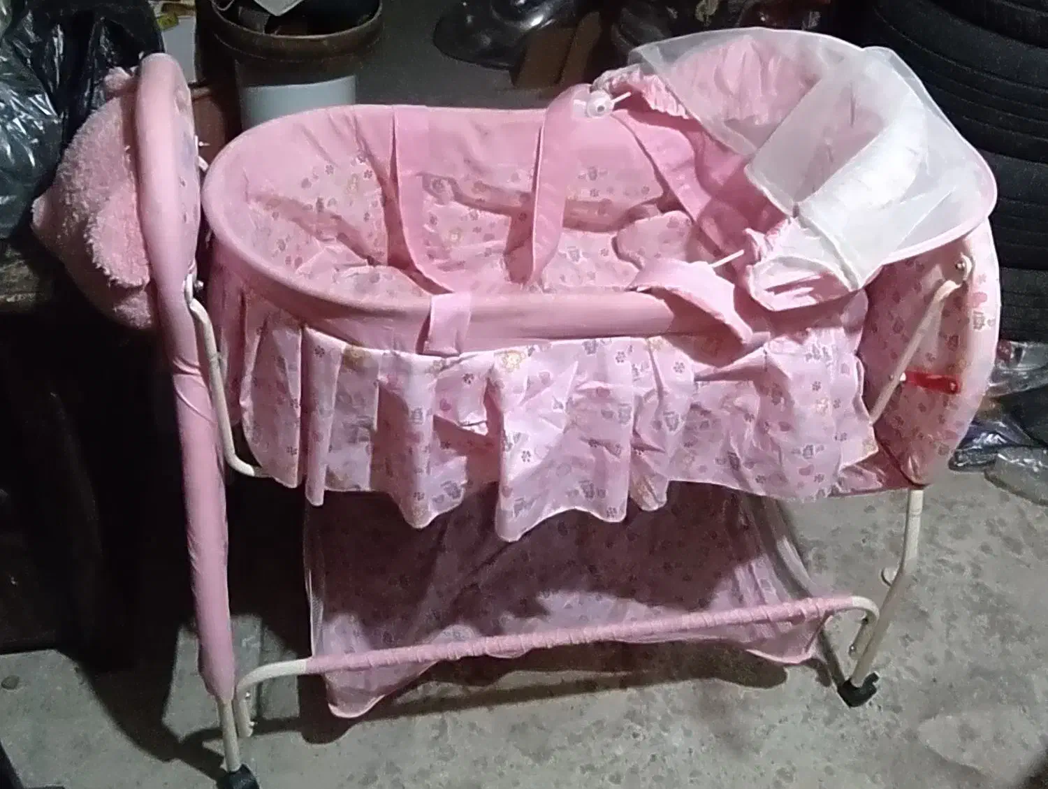 گهواره چرخدار|اسباب و اثاث بچه|کرج, دولت‌آباد|دیوار