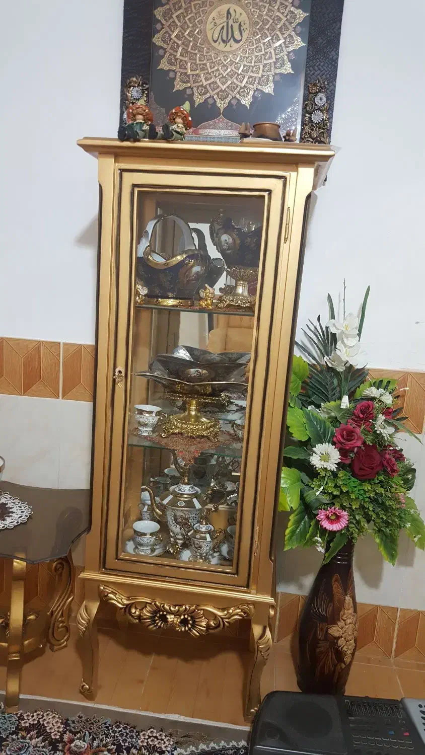بوفه و آینه|بوفه، ویترین، کنسول|تربت جام, مطهری|دیوار