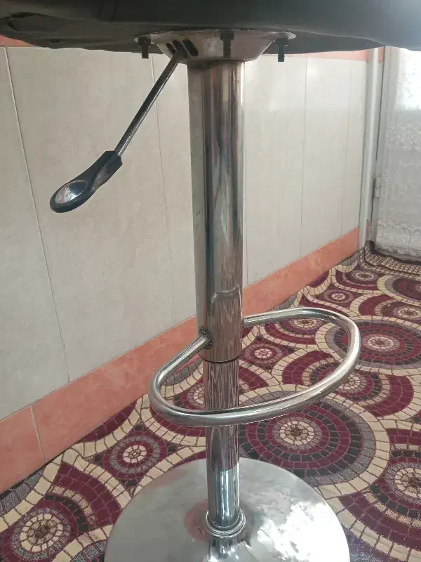 صندلی جک دار|صندلی و نیمکت|قم, شاه ابراهیم|دیوار