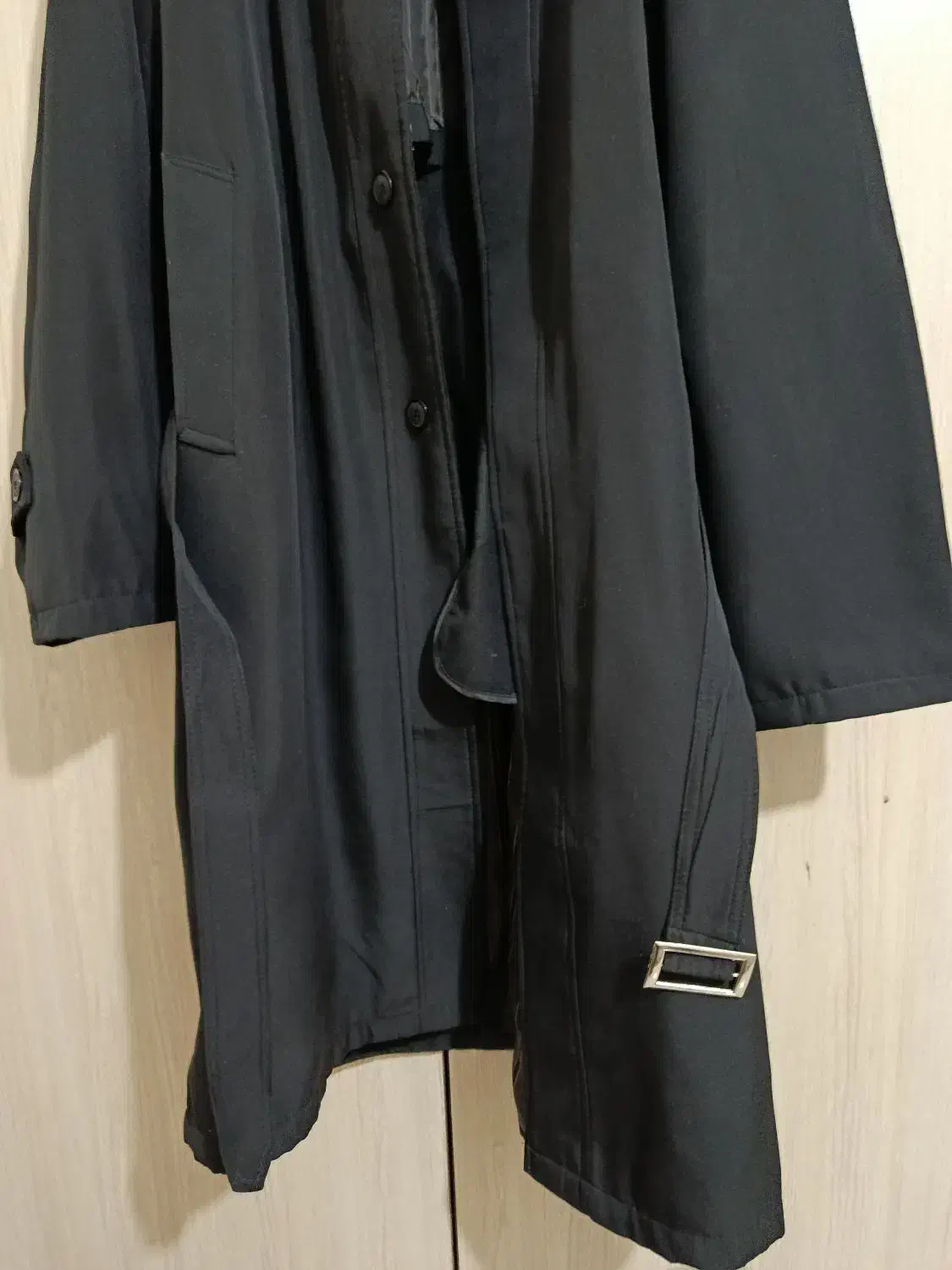 اورکت بارونی|لباس|شاهین‌شهر, عطار|دیوار