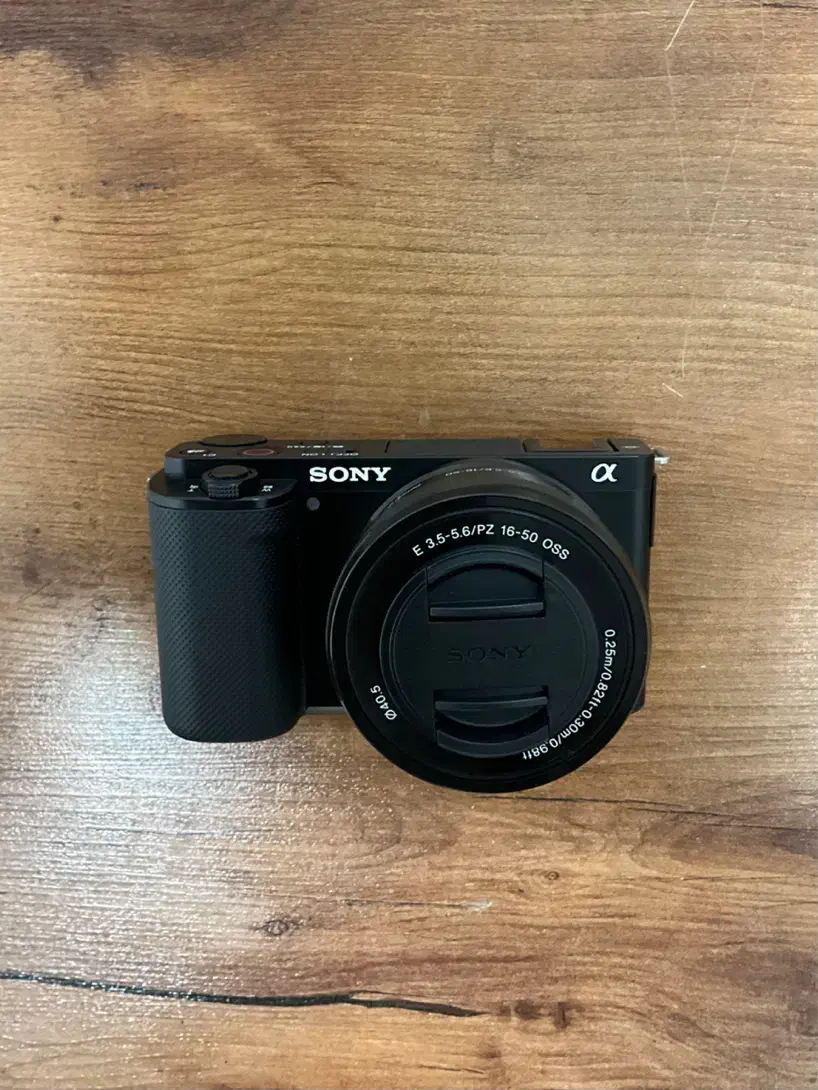 دوربین سونی کارکرده Sony ZV-E10 kit 16-50mm|دوربین عکاسی و فیلم‌برداری|تهران, فلسطین (میدان انقلاب)|دیوار