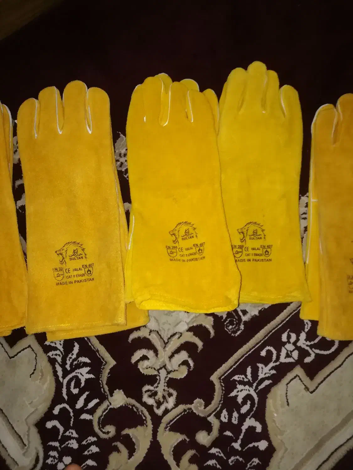 با سلام خدمت شما دستکش جوشکاری ساق بلند|لباس|مشهد, شهید قربانی|دیوار