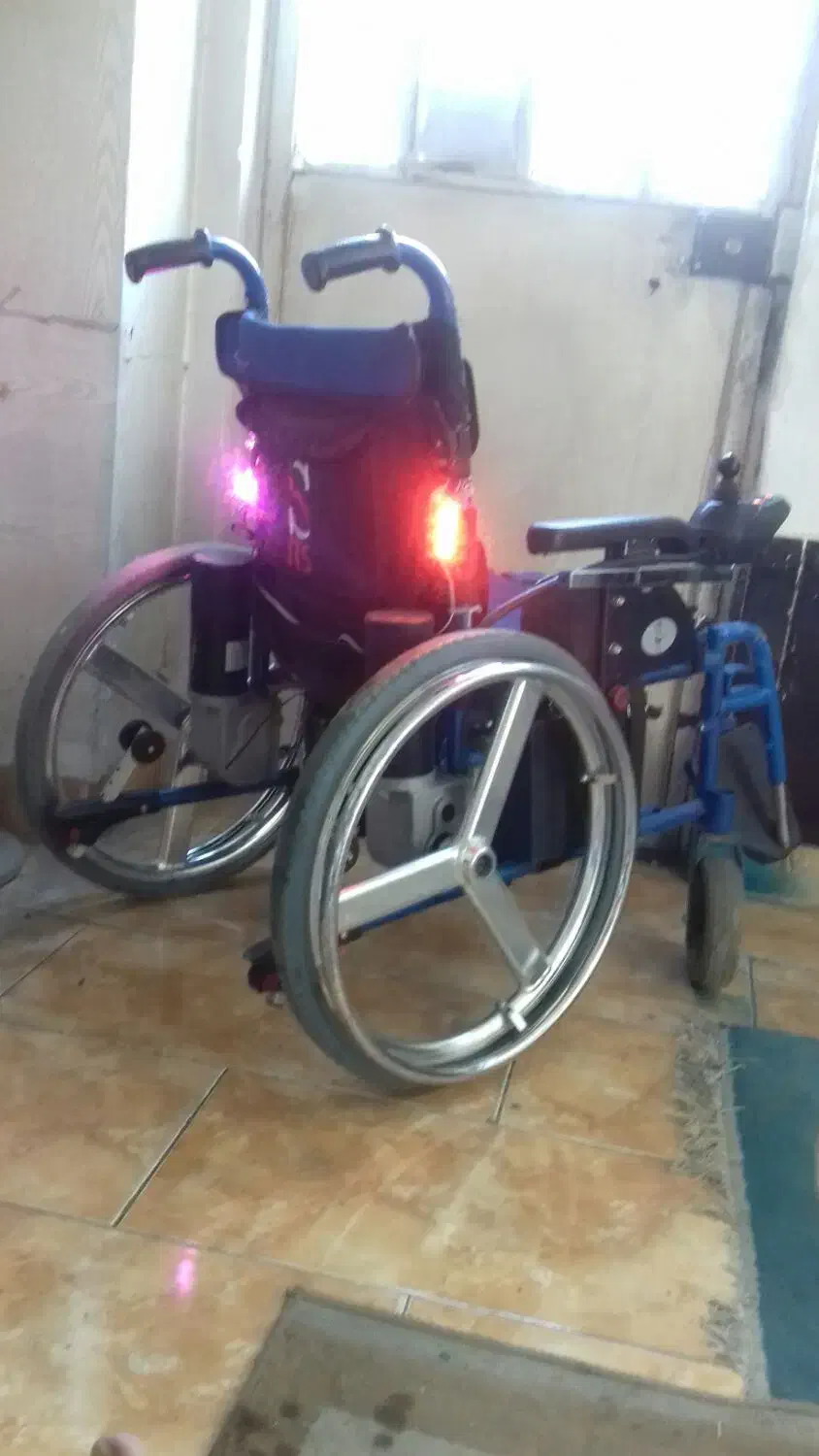 ویلچر برقی بی همتا|آرایشی، بهداشتی، درمانی|کرج, کمالشهر|دیوار