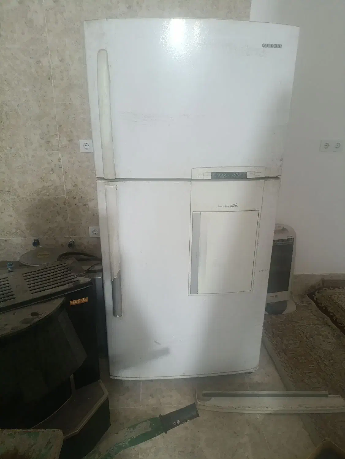 وسایل شرکت یک جا بفروش میرسد|یخچال و فریزر|شهر بابک, |دیوار