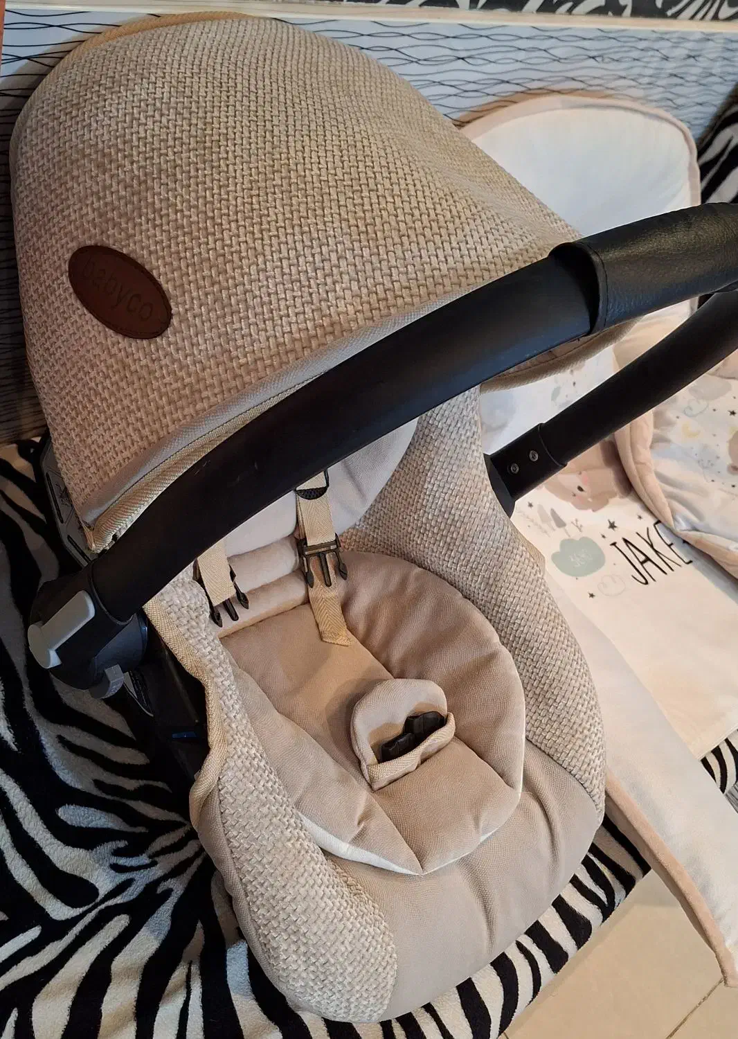 کریر ، جا خواب و آغوشی، گیتار|کالسکه و لوازم جانبی|کرج, کرج نو|دیوار