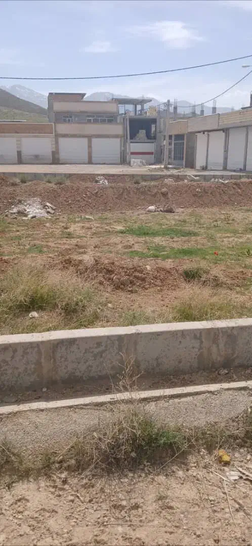 فروش یک قطعه زمین۱۵۰ متری تجاری قطب صنعتی تشنیز|فروش زمین و ملک کلنگی|کیار, |دیوار